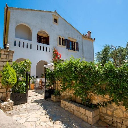Villa Eleni Paxos ガイオス エクステリア 写真