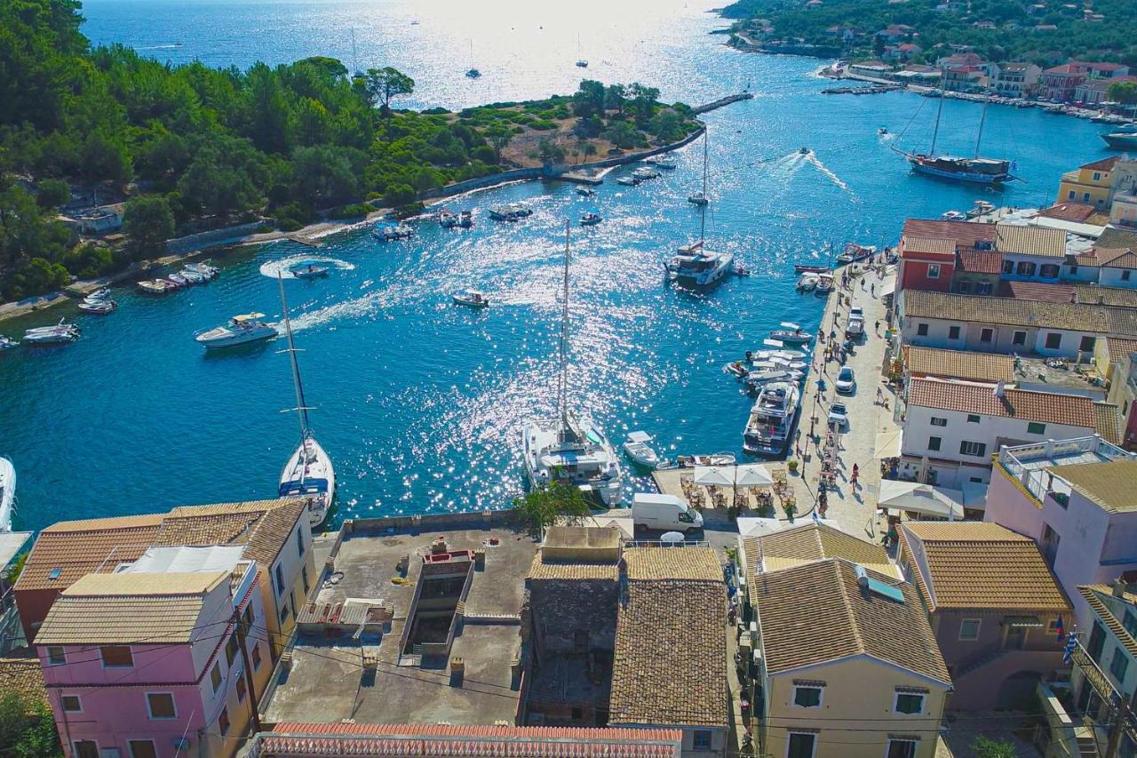 Villa Eleni Paxos ガイオス エクステリア 写真